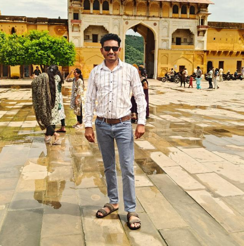 Komal Sahu - Owner of Maa Karma